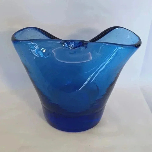 Vintage Other - Vintage hand blown Cobalt Blue vase